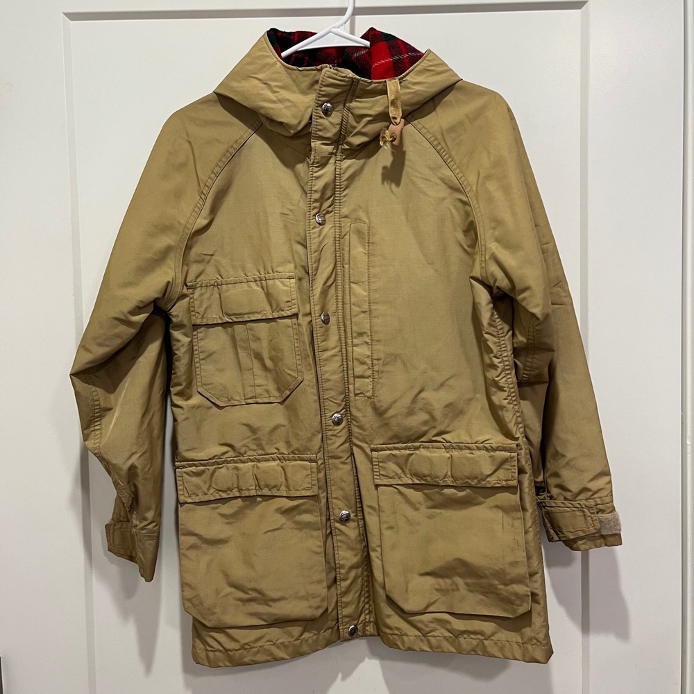 Woolrich Woman Tan Mountain Parka Jacket Plaid Lined Khaki Small 3781